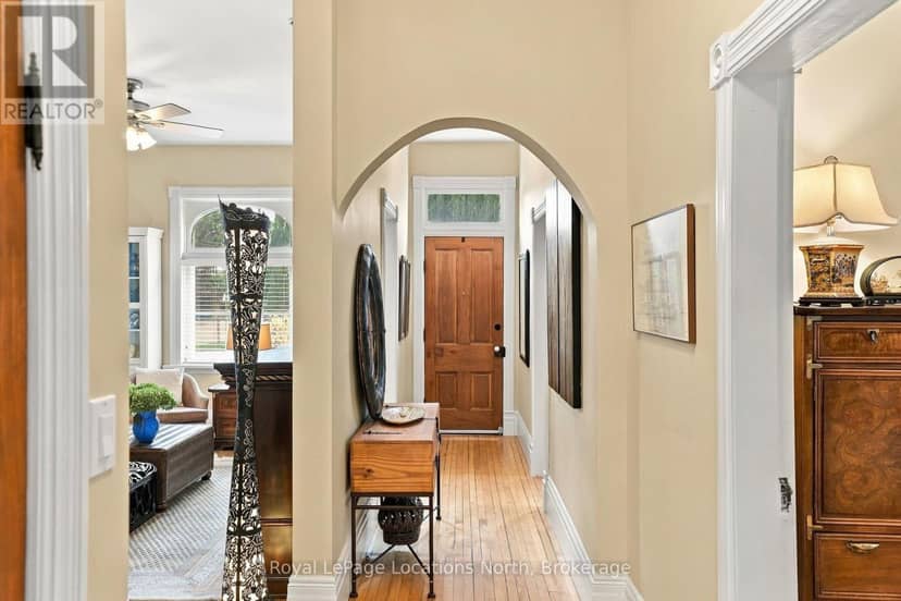 264 Saint Paul Street — photo 7 of 40