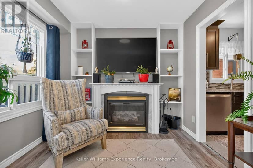 13 Lindsay Court — photo 18 of 40