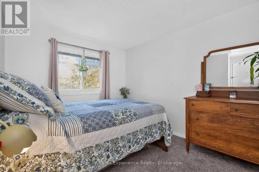 13 Lindsay Court — photo 22 of 40