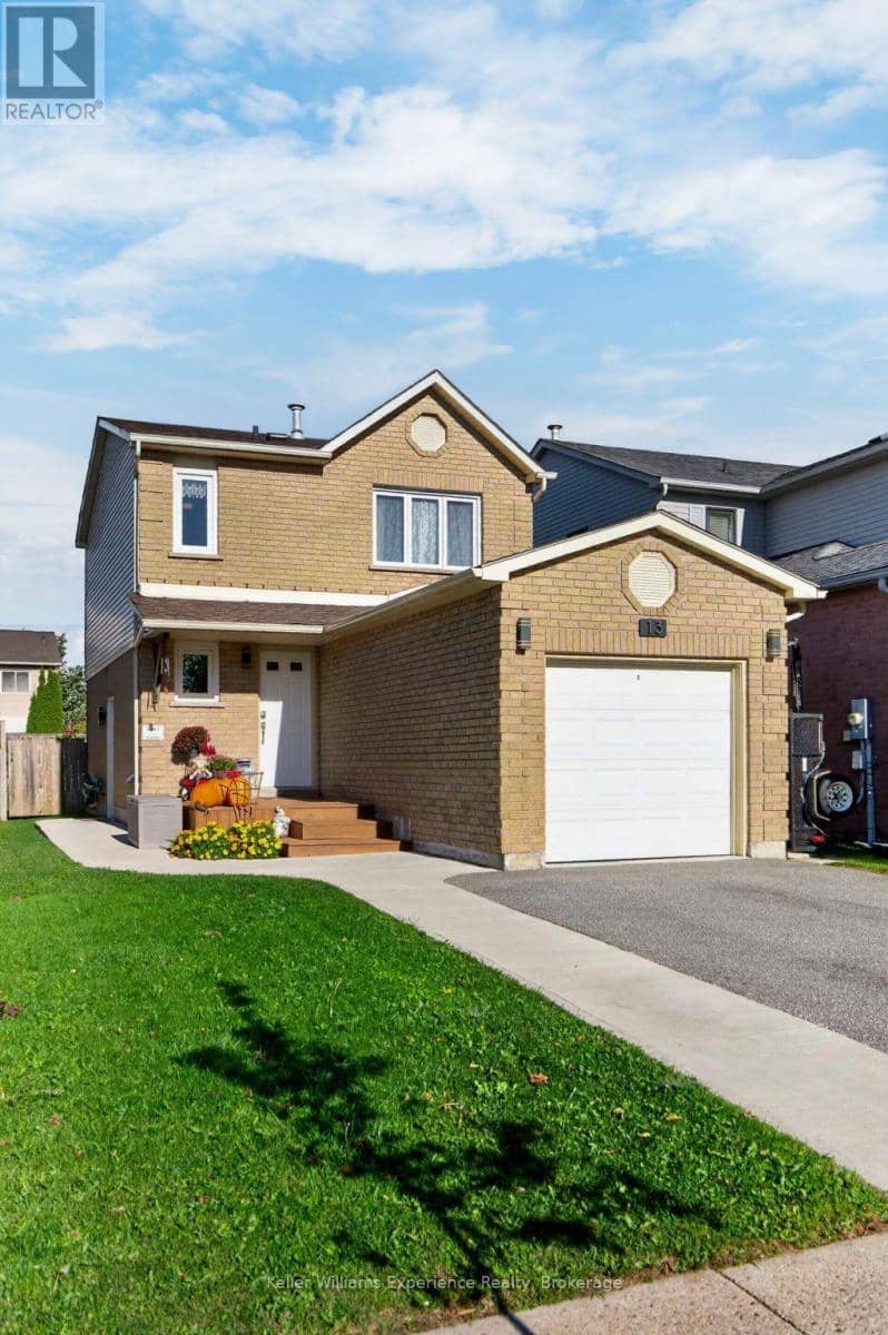 13 Lindsay Court, Barrie, photo 3