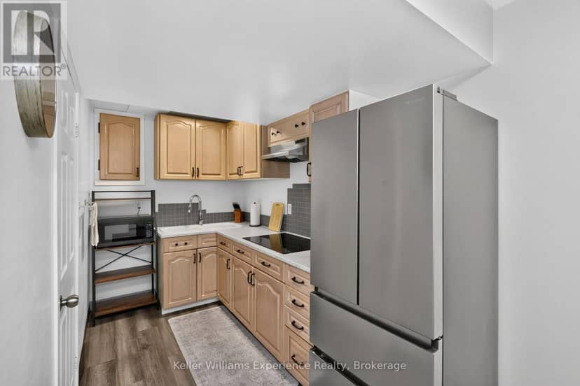 13 Lindsay Court — photo 33 of 40