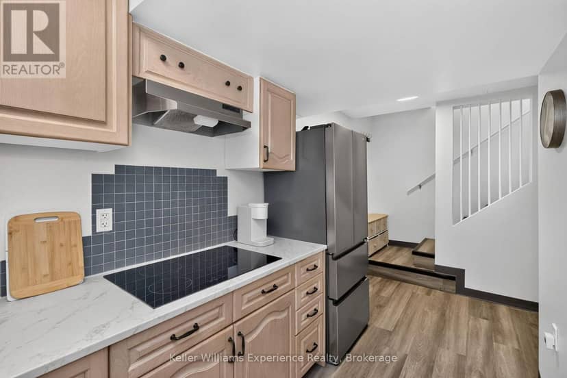 13 Lindsay Court — photo 34 of 40
