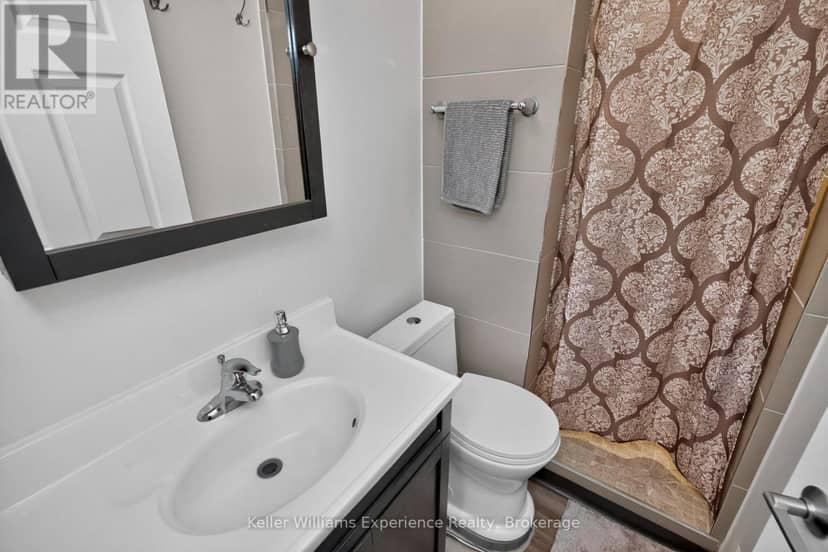 13 Lindsay Court — photo 35 of 40