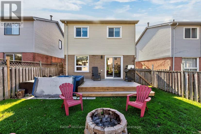13 Lindsay Court — photo 40 of 40