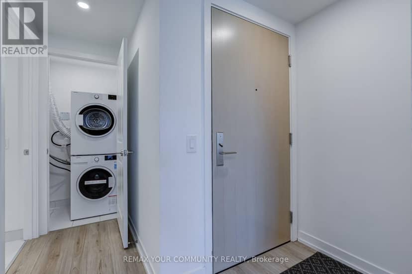 1706 - 395 Bloor Street E — photo 31 of 40