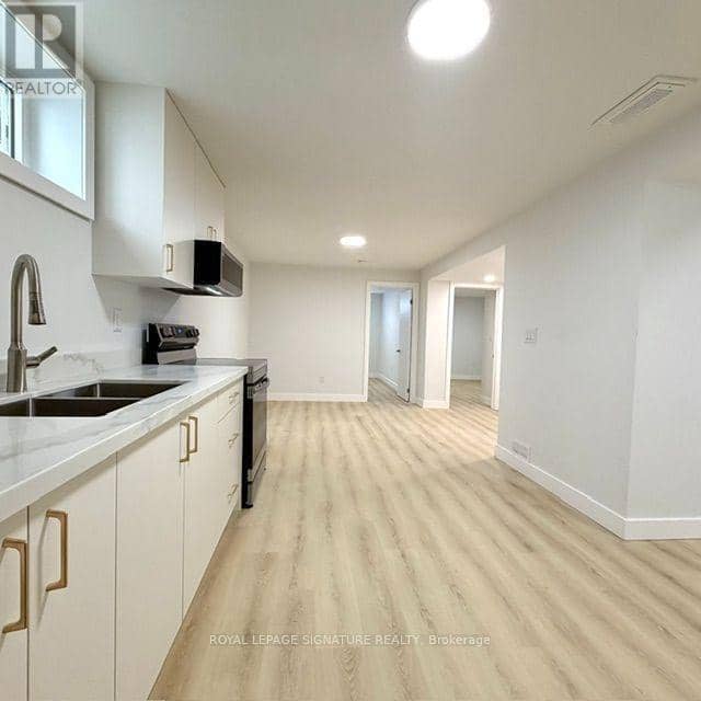 293 Glebemount Avenue — photo 16 of 25