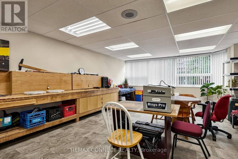 1614 - 121 Ling Road — photo 39 of 40