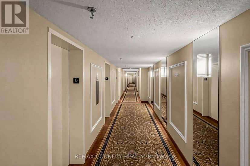 1614 - 121 Ling Road, Toronto, photo 4