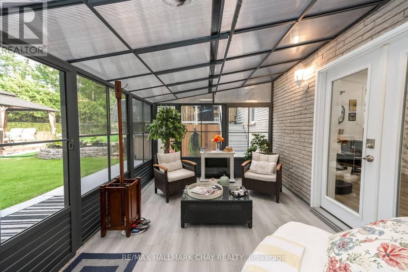 275 Sunnidale Road — photo 11 of 40
