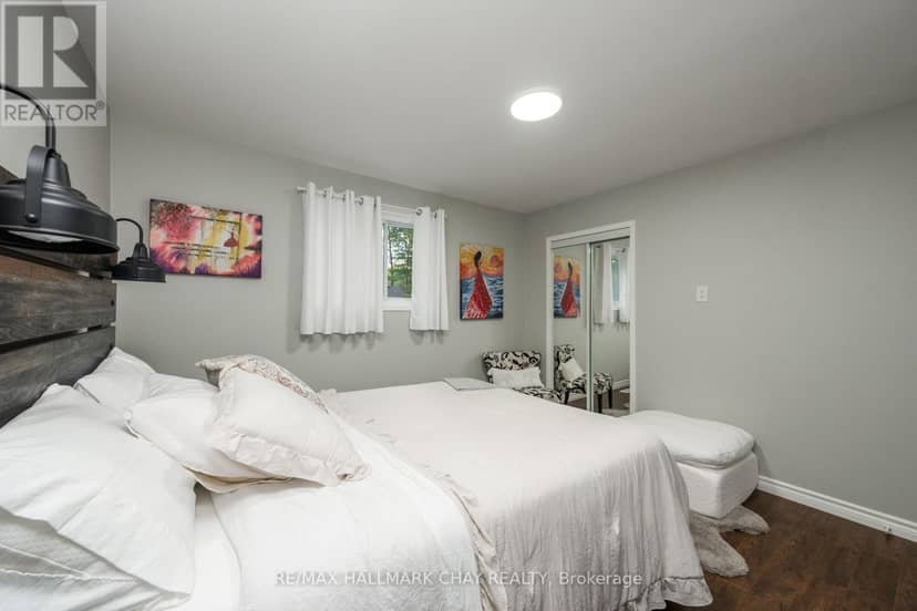 275 Sunnidale Road — photo 18 of 40