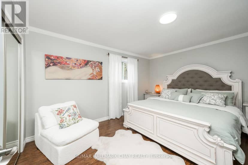 275 Sunnidale Road — photo 35 of 40