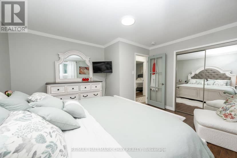 275 Sunnidale Road — photo 36 of 40