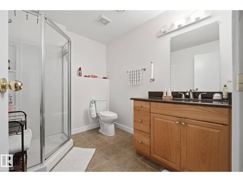 5132 157 AV NW — photo 29 of 37