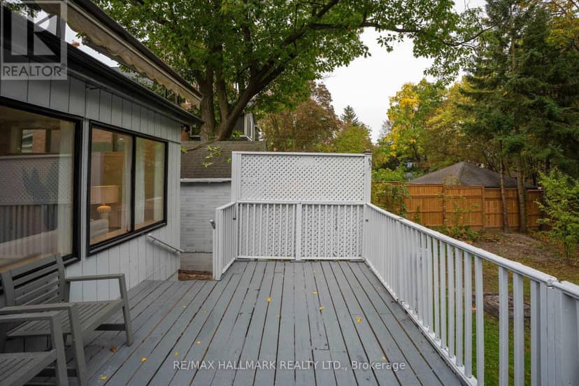 20 Elizabeth Street S — photo 10 of 27