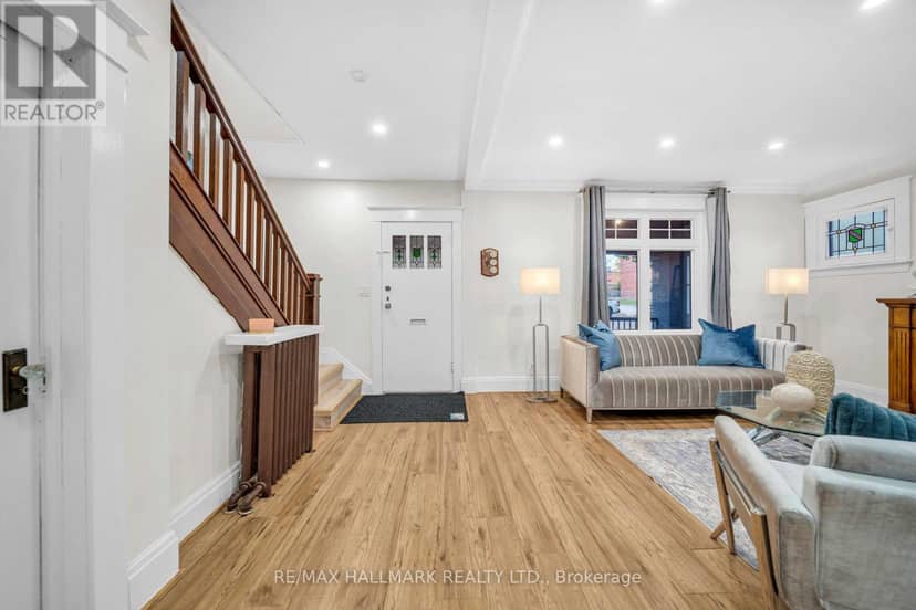 20 Elizabeth Street S, Richmond Hill, photo 3