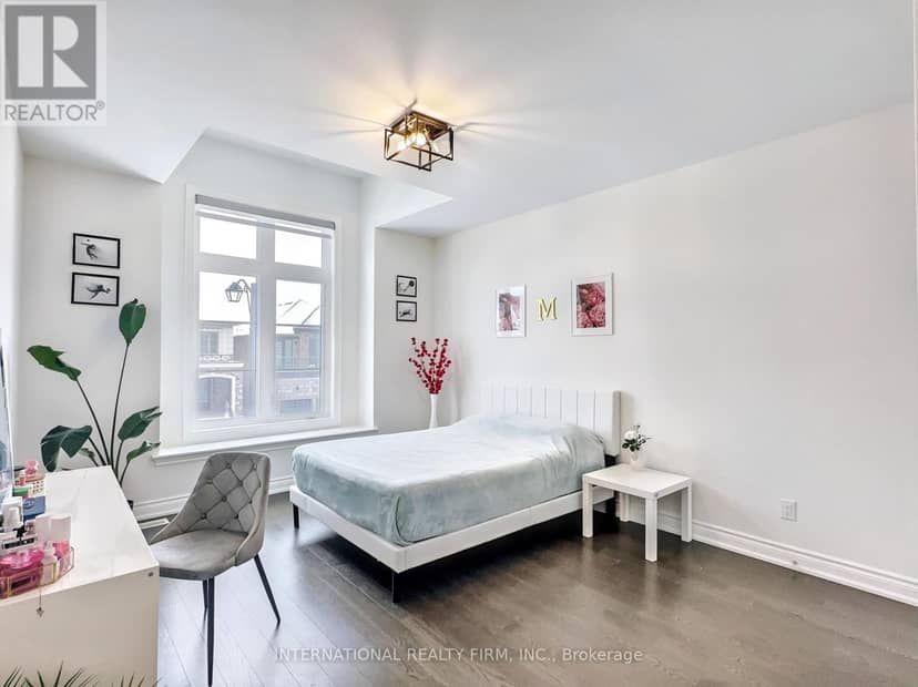 150 Cannes Avenue — photo 39 of 40
