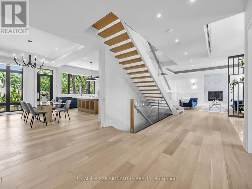 73 Starlight Crescent, Richmond Hill, photo 2