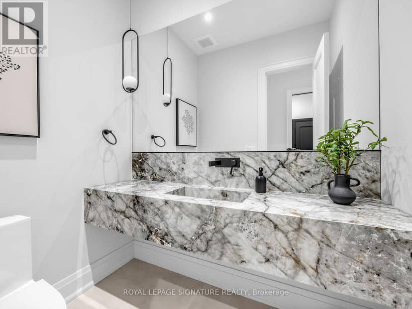 73 Starlight Crescent — photo 20 of 40