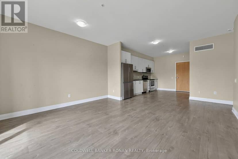 502 - 64 Queen Street S — photo 13 of 36