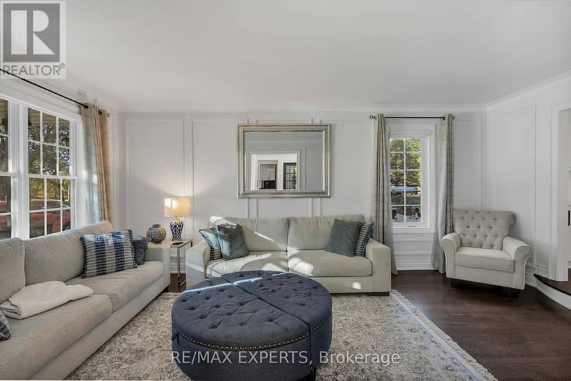 61 Fisher Street — photo 14 of 40
