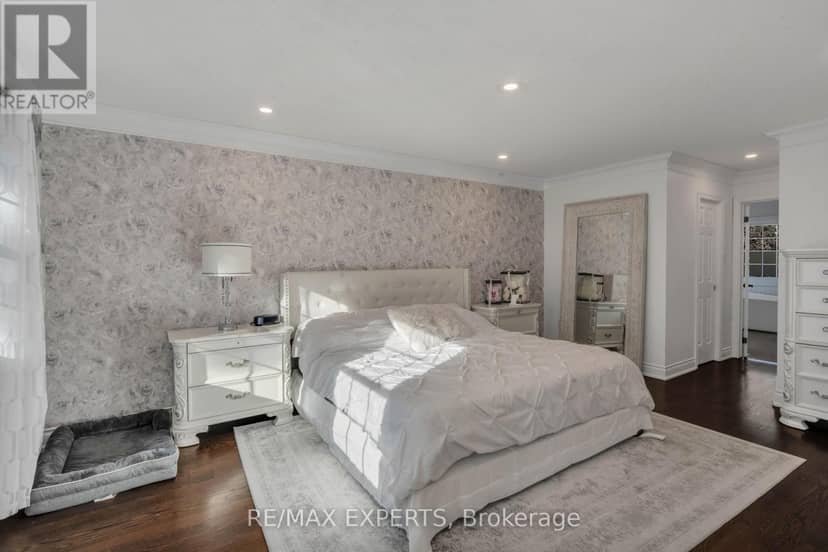 61 Fisher Street — photo 19 of 40