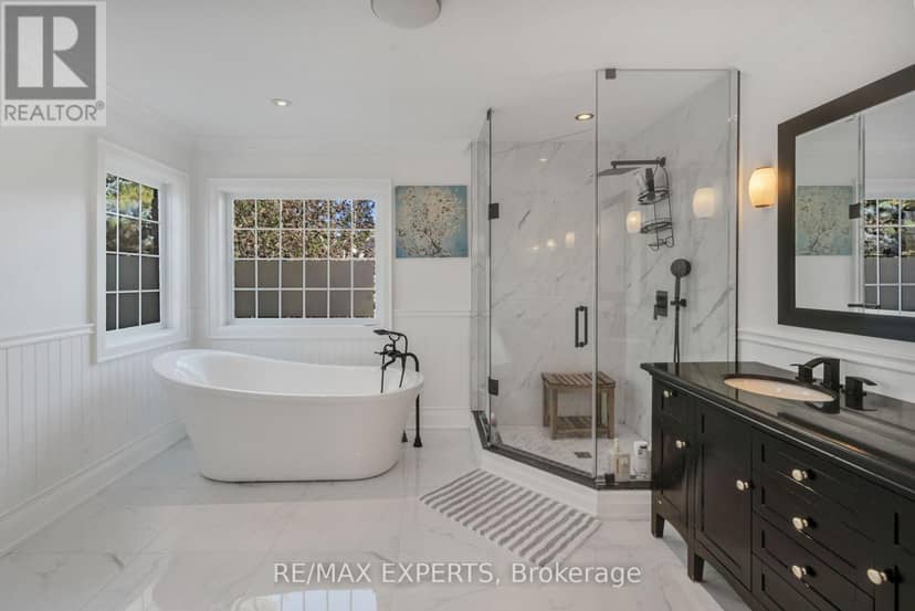 61 Fisher Street — photo 21 of 40