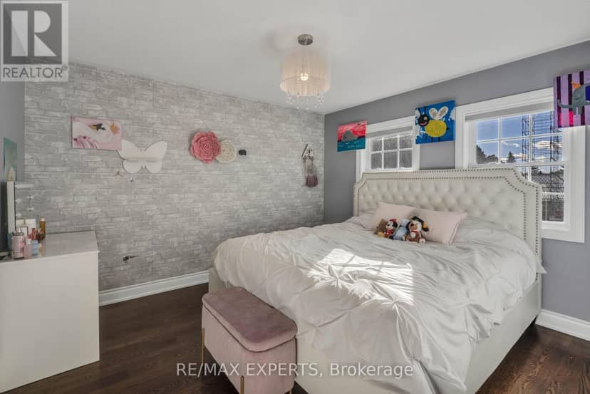61 Fisher Street — photo 24 of 40