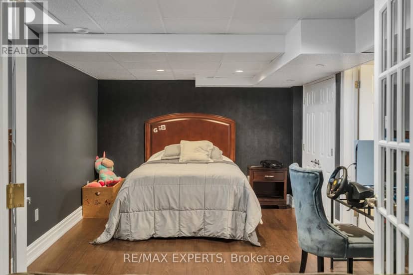 61 Fisher Street — photo 30 of 40