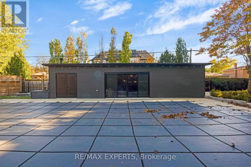 61 Fisher Street — photo 35 of 40