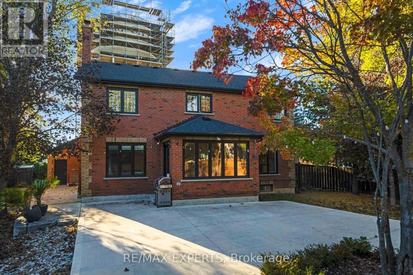 61 Fisher Street — photo 37 of 40