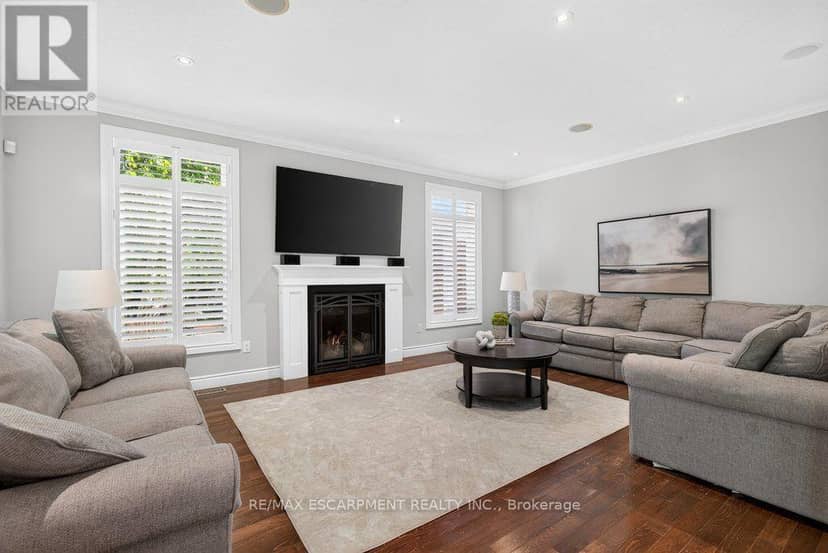 225 Lakeside Avenue — photo 15 of 40