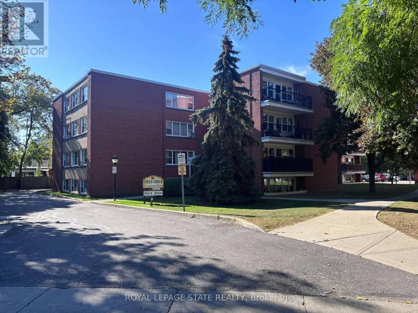 404 - 2054 Courtland Drive, Burlington