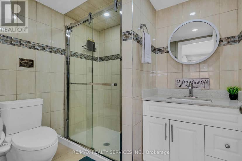 17 Avening Drive — photo 16 of 40