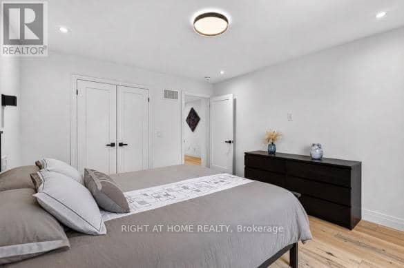 17 Exbury Road — photo 30 of 40