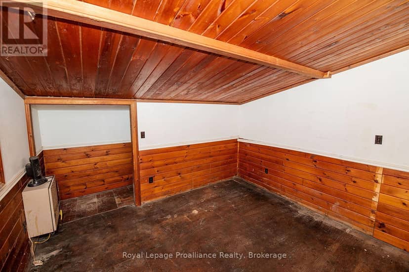 2840 Rapids Road — photo 13 of 26