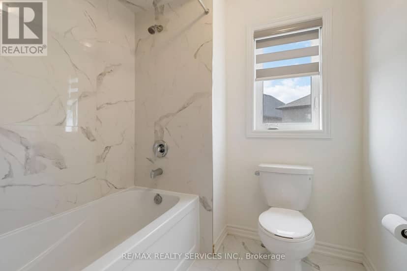 49 Dennis Avenue — photo 22 of 32