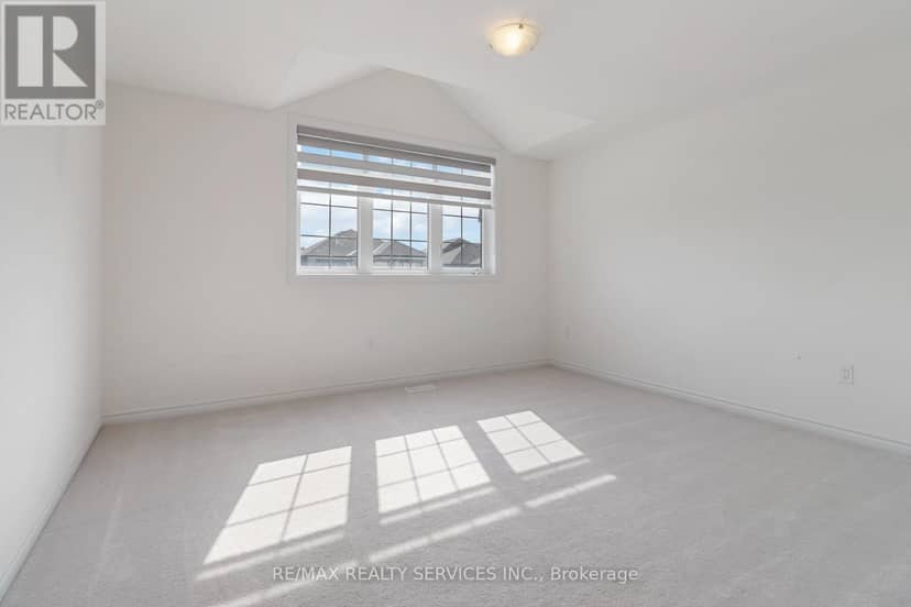49 Dennis Avenue — photo 23 of 32