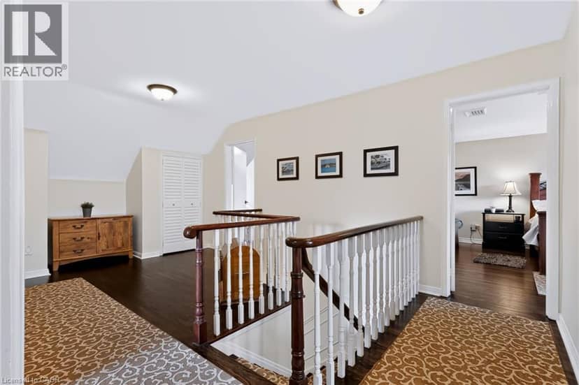 4248 DUNVEGAN Road — photo 17 of 40