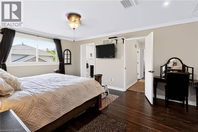 4248 DUNVEGAN Road — photo 19 of 40