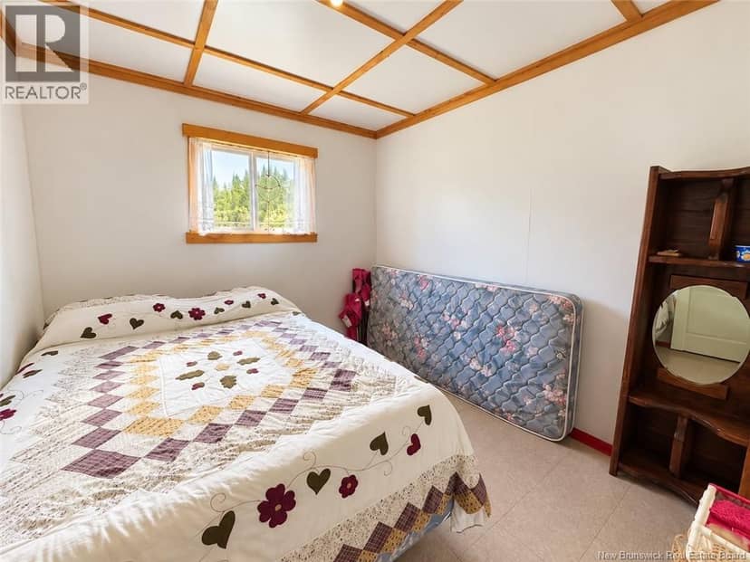 131 Feeney Road — photo 6 of 18