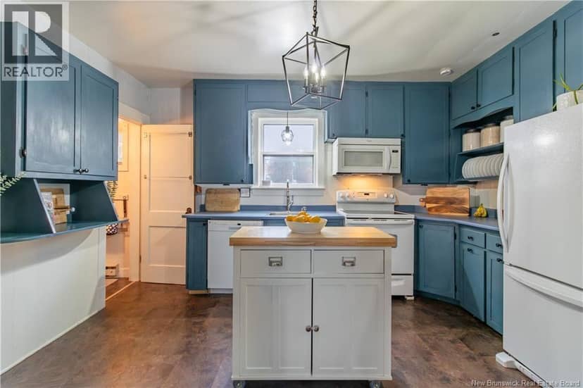 1137 Main Street — photo 11 of 40