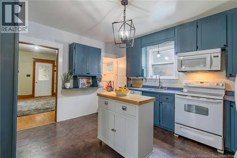 1137 Main Street — photo 10 of 40