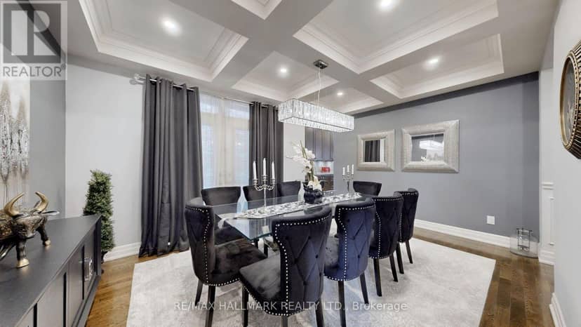 39 Lilly Valley Crescent — photo 11 of 40