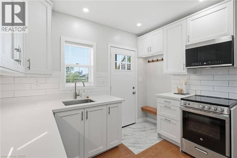 410 BEACH Boulevard, Hamilton, photo 3