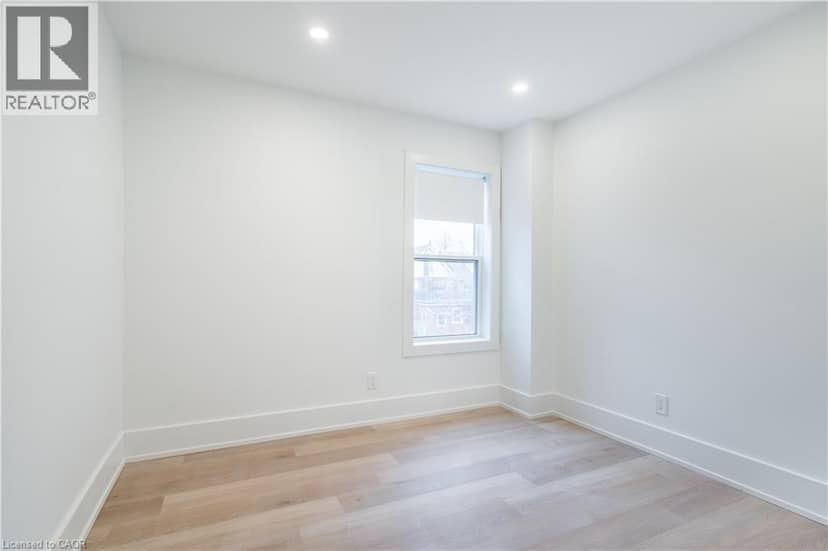 204 BALSAM Avenue S — photo 27 of 40