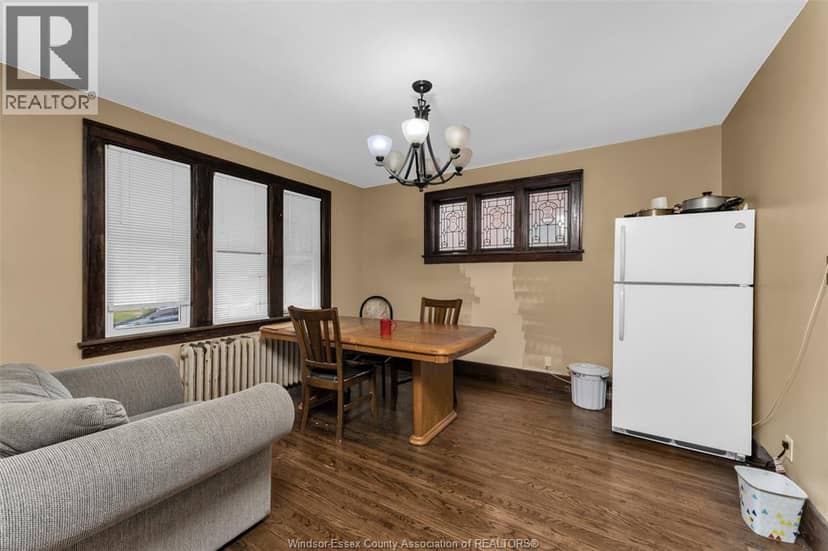 1120 Dougall Avenue — photo 10 of 40