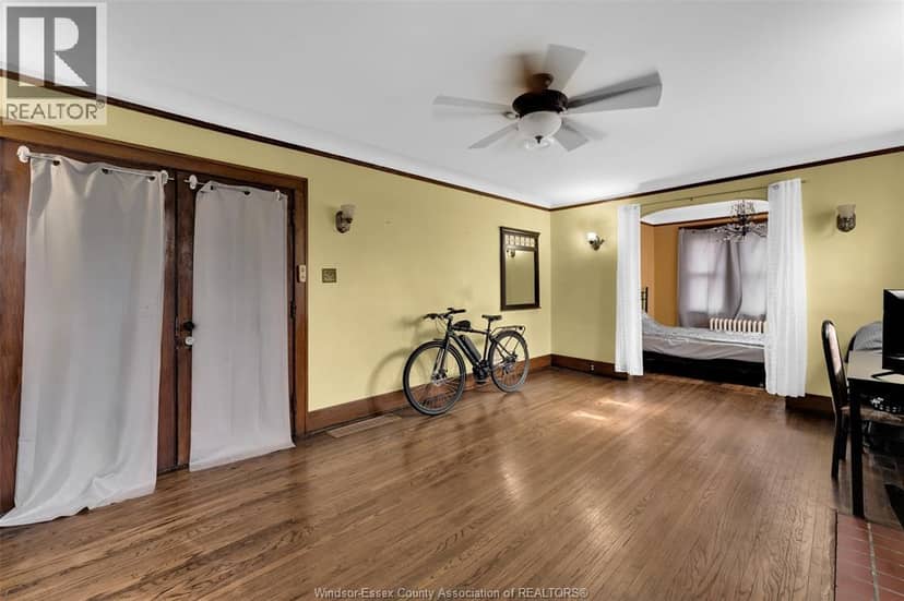 1120 Dougall Avenue — photo 7 of 40