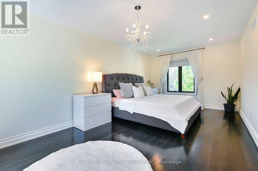33 Deerford Road — photo 17 of 40