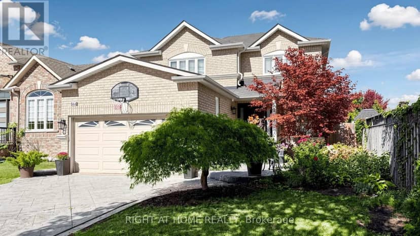 44 Robertson Close, Vaughan