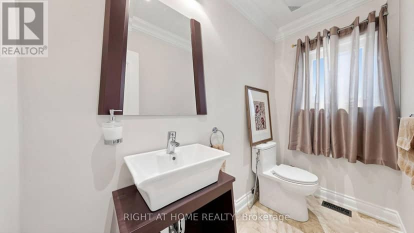 44 Robertson Close — photo 19 of 40
